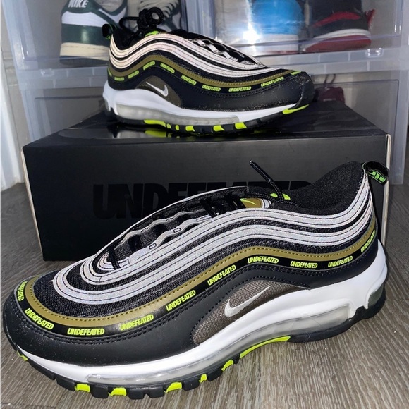 Air Max 97 UNDEFEATED